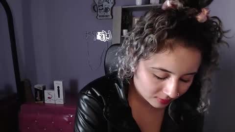 tiny online show from 02-25-25, 09:20