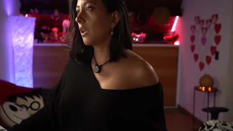 Ana Molly online show from 02-11-25, 01:10