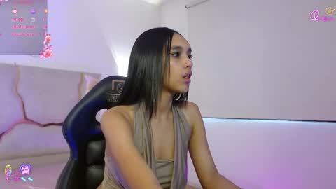 Snapshot of tiny_tay chatting on 03-05-26, 11:39 tiny_tay online show from 03-05-26, 11:39