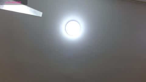 Snapshot of tiny_tay chatting on 03-14-26, 11:37 tiny_tay online show from 03-14-26, 11:37