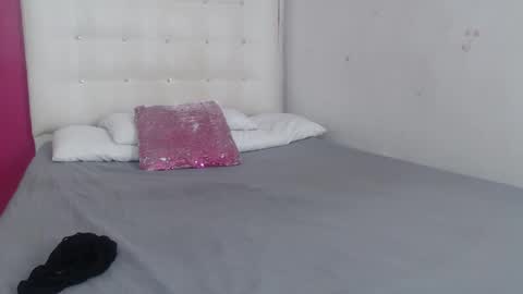 tiny_whore18 online show from 01-17-26, 06:51