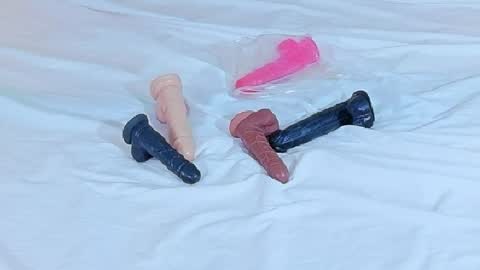 tiny_whore18 online show from 04-24-26, 03:58