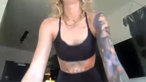 tinyandtatted420 online show from 10-30-25, 03:46