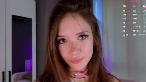 Annie online show from 07-16-26, 03:18