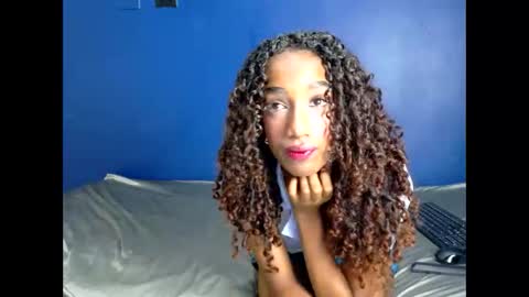 Snapshot of tinycasey18 chatting on 04-17-26, 09:07 Tip us ask our names online show from 04-17-26, 09:07