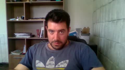 Snapshot of tinycock661212 chatting on 10-10-25, 07:13 Benja online show from 10-10-25, 07:13