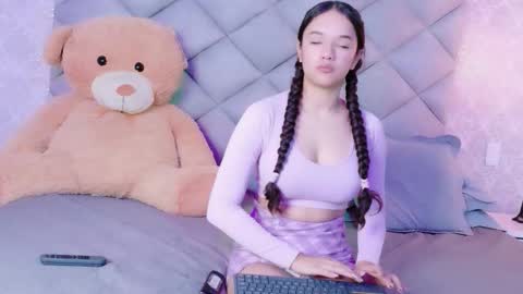 TinyCurlQueen online show from 12-01-25, 07:19