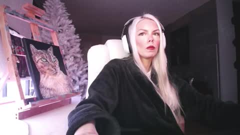 stage Kylie Sinner  brand CLITBAIT online show from 02-08-26, 05:33