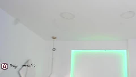 Luna  online show from 01-18-25, 11:00