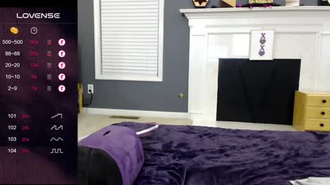 Snapshot of tinyvixxen chatting on 01-20-25, 02:53 V - Read the bio please thanks. online show from 01-20-25, 02:53