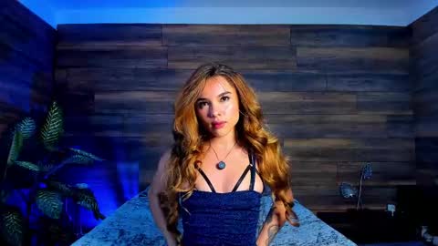 Instagram  tinyw0nder online show from 10-15-25, 09:59