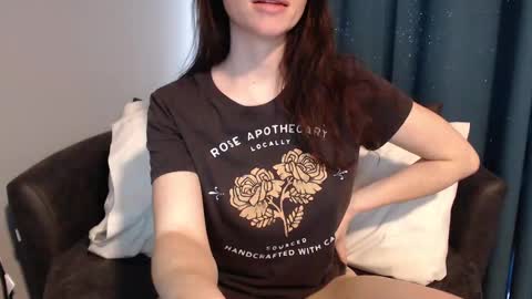 Snapshot of tinyytina chatting on 01-14-25, 08:04 TinyyTina online show from 01-14-25, 08:04