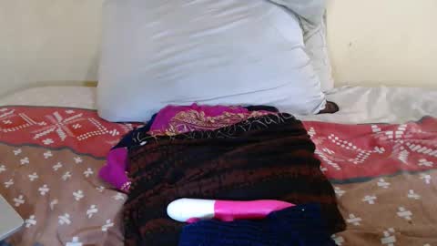 Snapshot of tisha_amore chatting on 03-05-26, 08:32 Amore online show from 03-05-26, 08:32