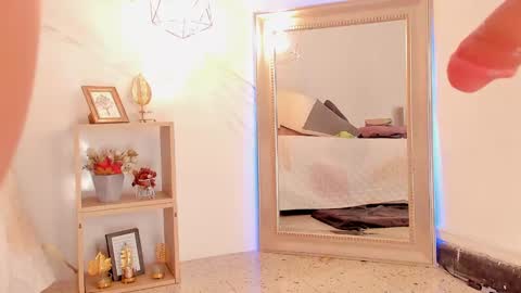 Tivizay online show from 03-04-25, 02:32