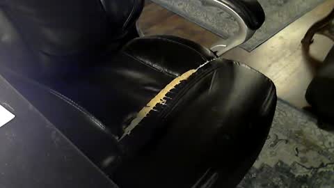 Snapshot of tmdc17 chatting on 10-15-25, 07:36 tmdc17 online show from 10-15-25, 07:36