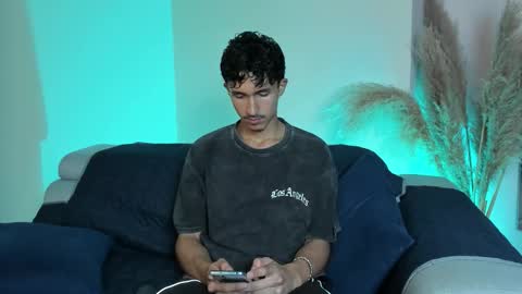 Tobias  online show from 10-25-25, 08:03