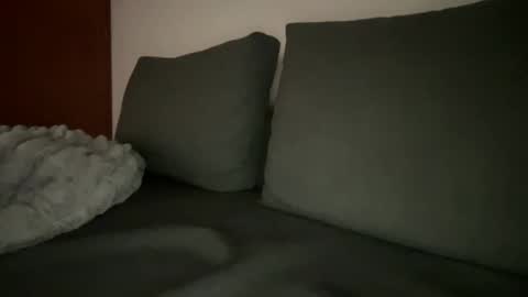 Snapshot of tobiasteseo chatting on 12-16-25, 01:21 tobiasteseo online show from 12-16-25, 01:21