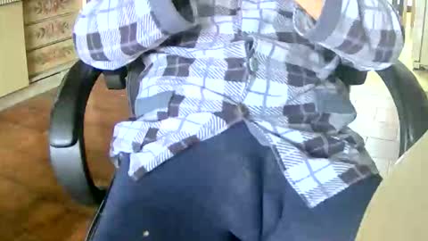 Snapshot of tobikoyuzu chatting on 02-02-26, 01:21 Tobiko online show from 02-02-26, 01:21