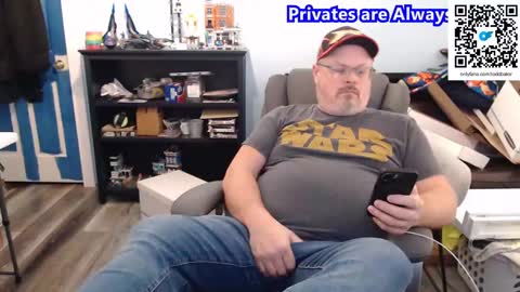 Snapshot of toddbator chatting on 03-04-25, 02:06 Todd Bator online show from 03-04-25, 02:06