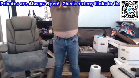 Snapshot of toddbator chatting on 03-05-25, 08:10 Todd Bator online show from 03-05-25, 08:10