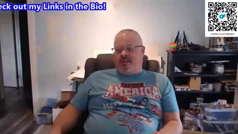 Snapshot of toddbator chatting on 03-12-25, 10:39 Todd Bator online show from 03-12-25, 10:39