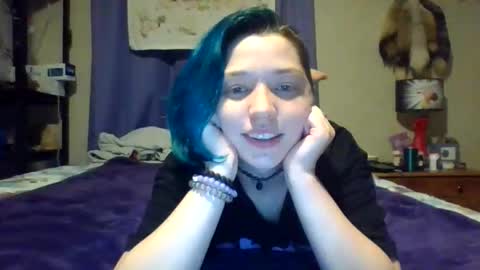 Snapshot of toegremlin chatting on 05-25-26, 12:38 Yin online show from 05-25-26, 12:38