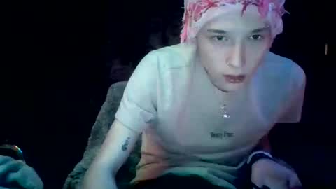 toewaffles online show from 11-20-25, 04:01