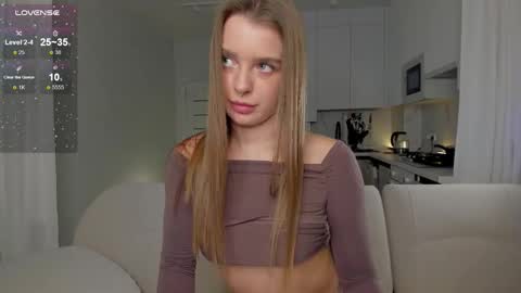 Snapshot of toffeepads chatting on 02-27-26, 11:49 Liza online show from 02-27-26, 11:49