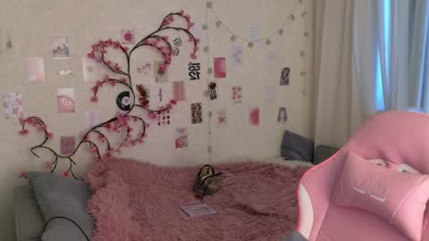 Elma online show from 04-06-26, 05:41