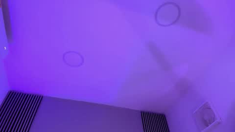 toji lee online show from 11-13-25, 09:03