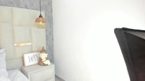 Snapshot of tokiolee chatting on 12-28-24, 07:44 Tokio lee online show from 12-28-24, 07:44