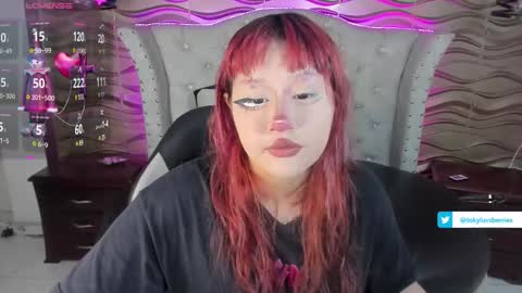 toky         online show from 03-06-25, 07:32