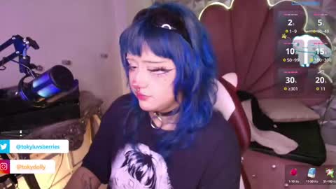 toky         online show from 09-18-25, 08:00