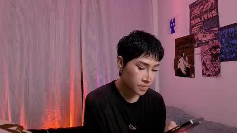 Snapshot of tokyo_blues chatting on 01-13-26, 02:39 Halsey Sofii online show from 01-13-26, 02:39