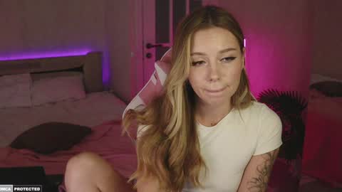 tokyo_n online show from 01-25-25, 01:10