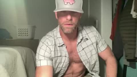 Snapshot of tokyodude12 chatting on 12-19-25, 01:12 The Beekeeper online show from 12-19-25, 01:12