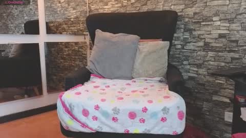 Snapshot of tokyosky chatting on 11-08-25, 07:45 Tokyo online show from 11-08-25, 07:45