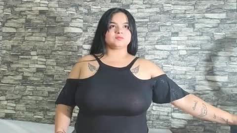 Snapshot of tokyosky chatting on 12-14-25, 08:02 Tokyo online show from 12-14-25, 08:02