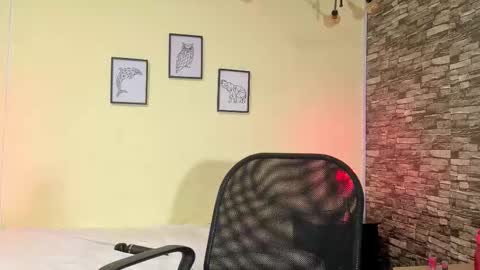 Snapshot of tokyosky chatting on 03-09-26, 10:47 Tokyo online show from 03-09-26, 10:47