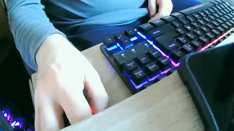 tolon408472 online show from 01-15-25, 10:06