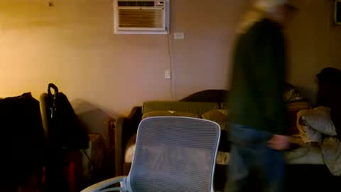 tom112292014 online show from 01-10-25, 02:04