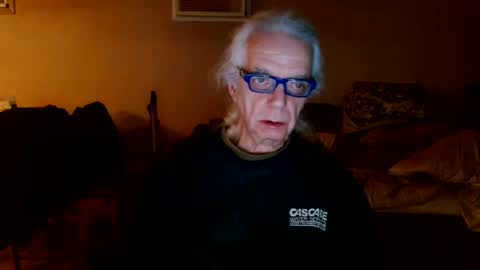 tom112292014 online show from 03-09-25, 03:22