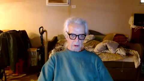 Snapshot of tom112292014 chatting on 01-19-26, 02:21 tom112292014 online show from 01-19-26, 02:21