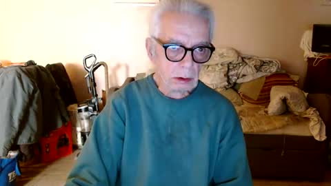 Snapshot of tom112292014 chatting on 02-08-26, 03:26 tom112292014 online show from 02-08-26, 03:26