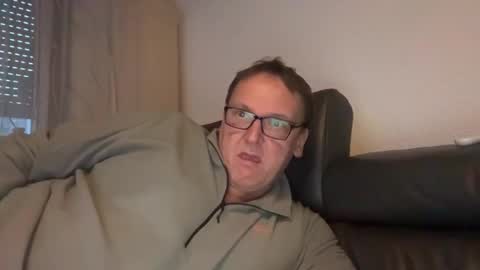 Tom online show from 01-29-25, 04:30