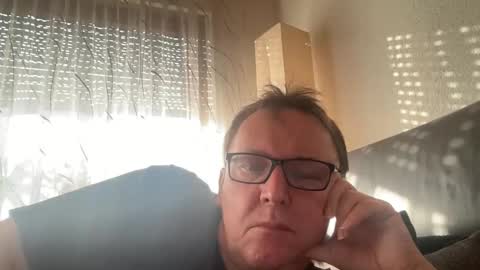 Tom online show from 02-02-25, 09:30