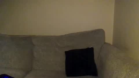 tom90ukx online show from 12-23-24, 06:16