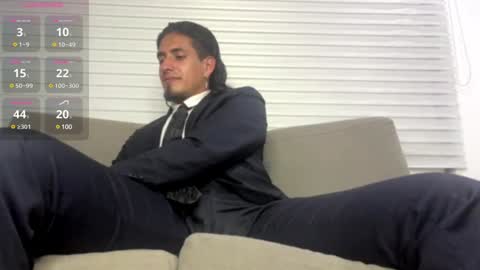 Snapshot of tom_blunt96 chatting on 01-05-25, 06:35 TOM online show from 01-05-25, 06:35