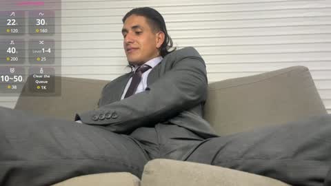 Snapshot of tom_blunt96 chatting on 01-23-25, 02:33 TOM online show from 01-23-25, 02:33