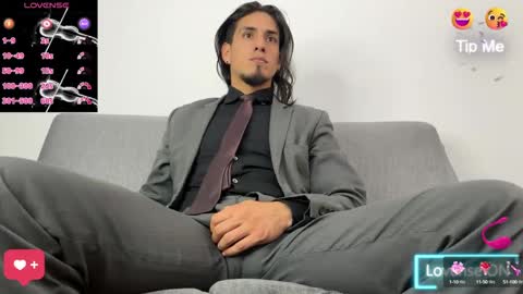 Snapshot of tom_blunt96 chatting on 09-20-25, 04:08 TOM online show from 09-20-25, 04:08